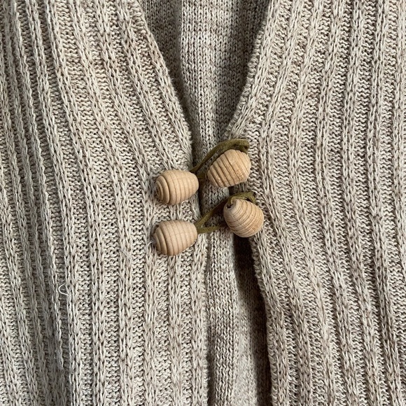 Knit Sweater Vest Front Button and Pockets - Picture 7 of 7